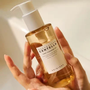 شوینده روغنی ماداگاسکار سنتلا Madagascar Centellaمدل Light Cleansing Oil